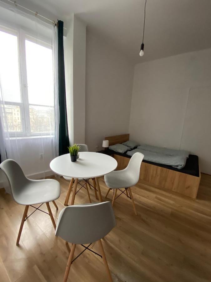 Cozy And Cheap Room In Old Town Cracóvia Quarto foto